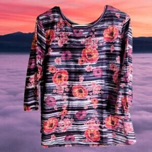 Lea & Nicole XLG 3/4 sleeve polyester floral multi color woman's casual blouse.